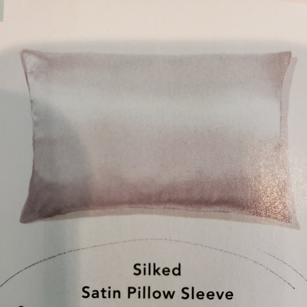 Silked pillow sleeve